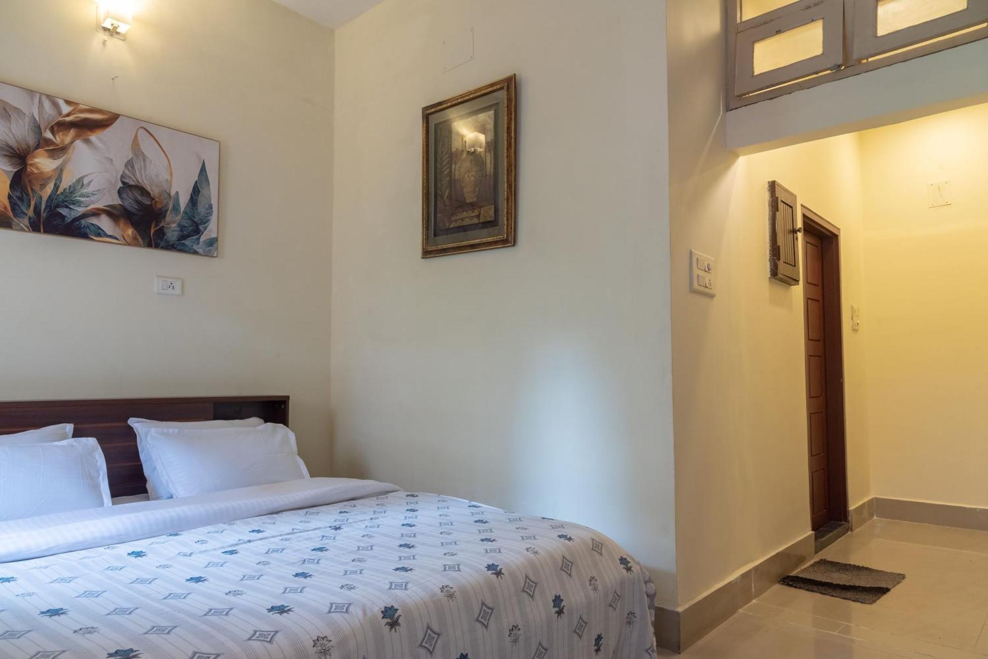 The Urban Grandeur 1 Bed and Breakfast Guwahati Exteriör bild